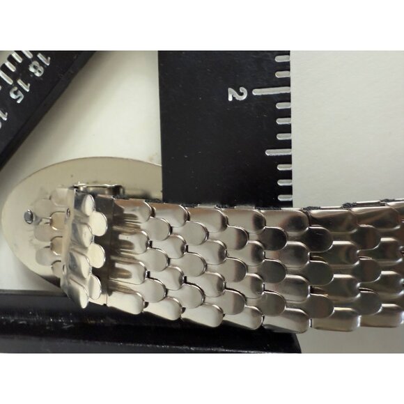 Retro Mermaid Scale Stretch Belt Size L to XL Silver Floral Buckle VTG 80s Cinch - Picture 9 of 13